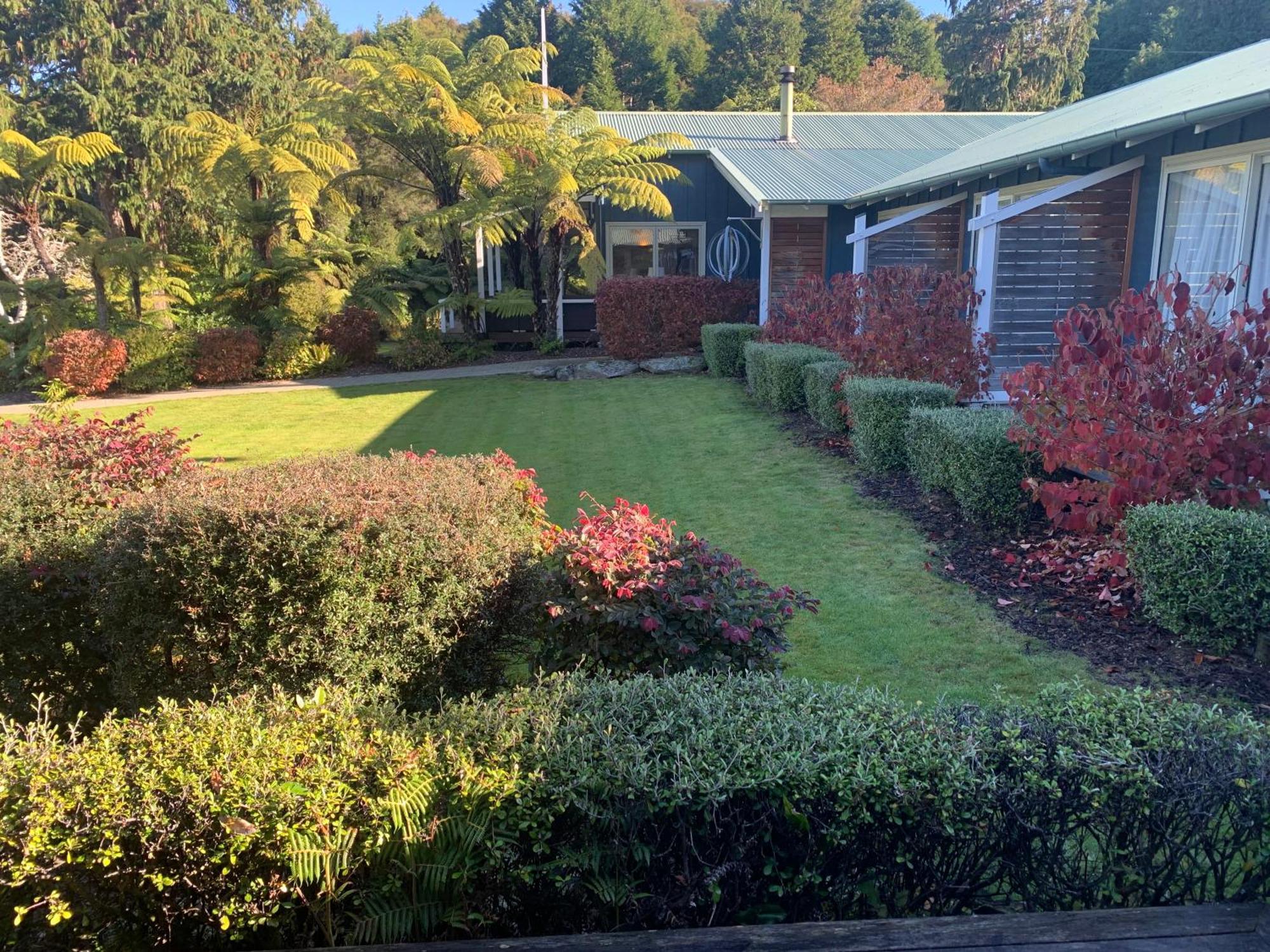 Raetihi Lodge Kenepuru Sounds 外观 照片
