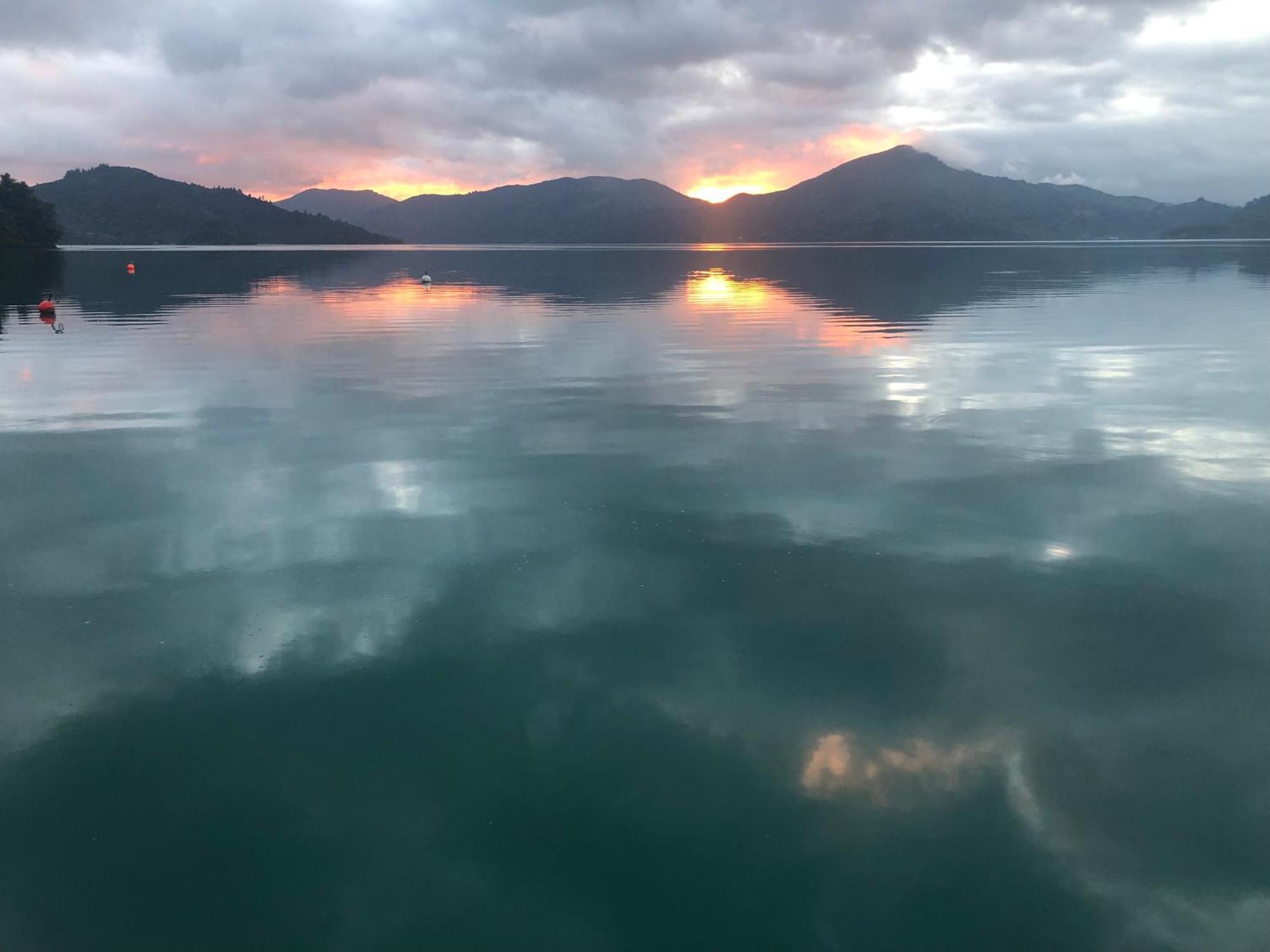 Raetihi Lodge Kenepuru Sounds 外观 照片